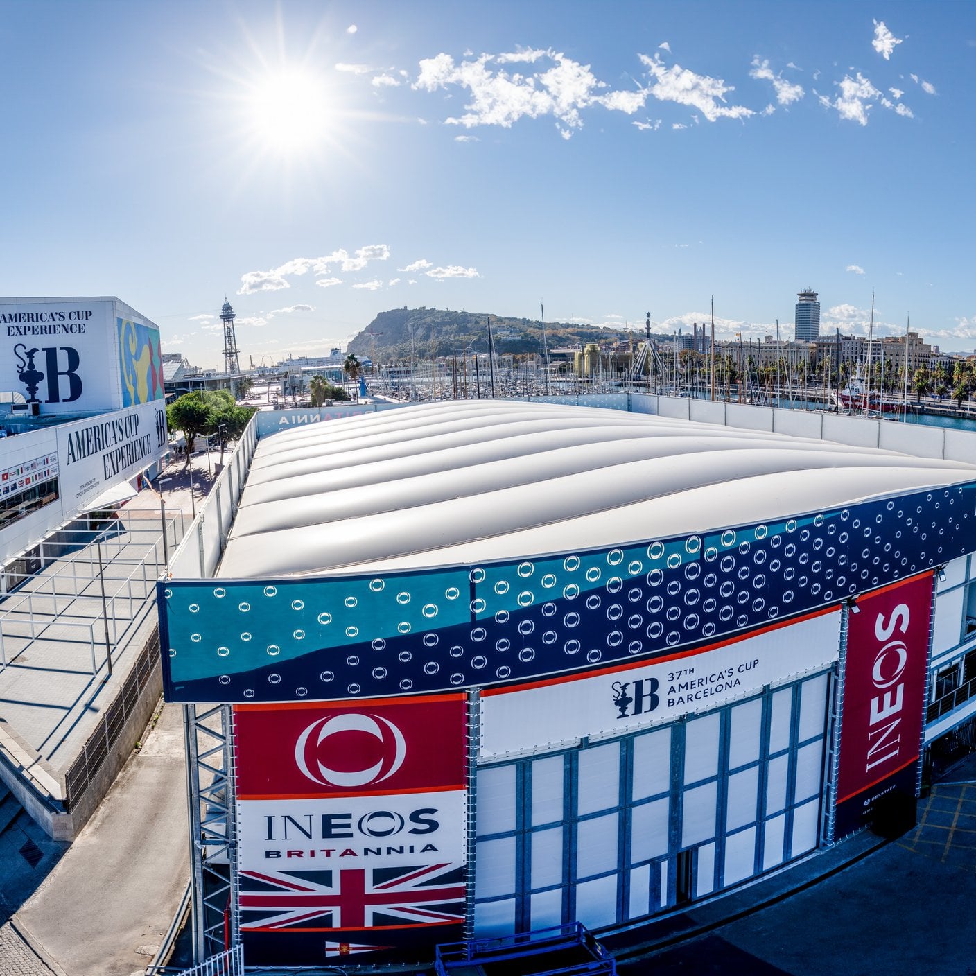 Panoramic view of sailing buildings